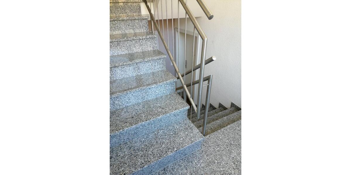 Etagenwohnung Hechingen - 3 Zimmer, 83 m&sup2;, 150.000&euro; | Angebot:26300109
