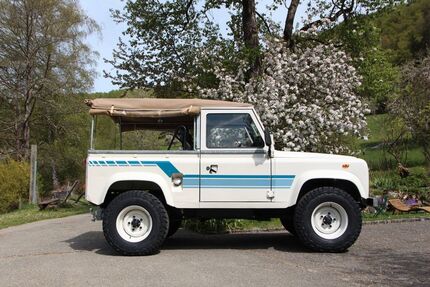 Land Rover Defender 95.000 km 95.000 &euro; Beuron-Neidingen 88631
