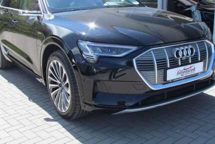 Audi e-tron 30.590 km 56.960 &euro; Dippoldiswalde 01744
