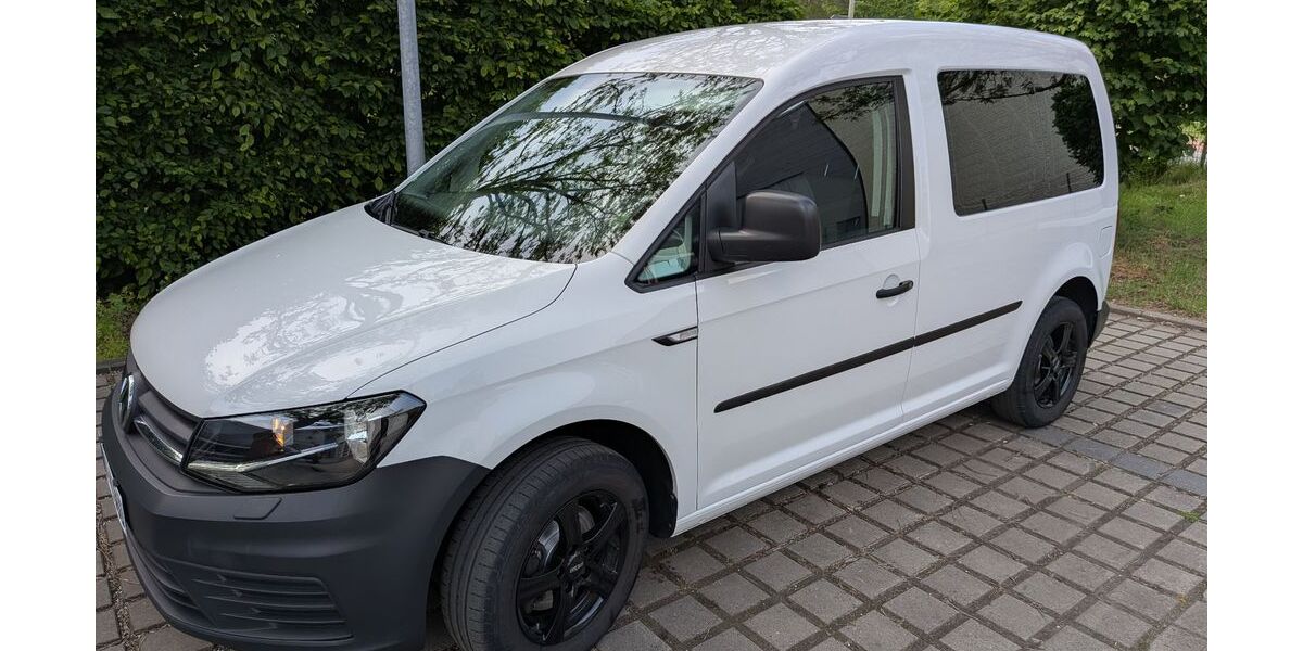VW Caddy 83.000 km 16.000 &euro; Allersberg 90584
