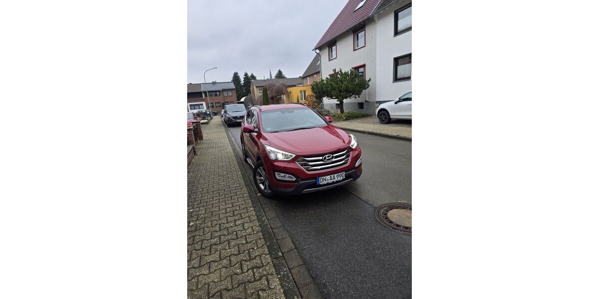 Hyundai SANTA FE 150.000 km 18.900 &euro; Düren 52355