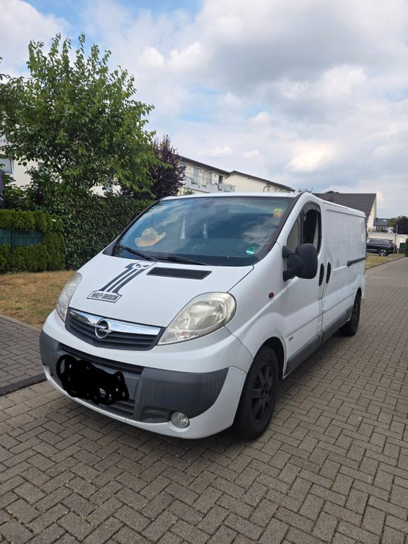 Opel Vivaro 250.000 km 5.799 € Charlottenberg 56379
