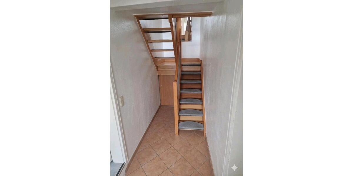 Reihenhaus Bad Kreuznach - 4 Zimmer, 140 m&sup2;, 170.000&euro; | Angebot:26971180