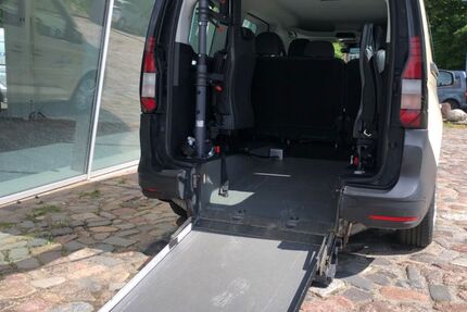 VW Caddy Maxi 212.253 km 16.500 &euro; Hamburg 20537