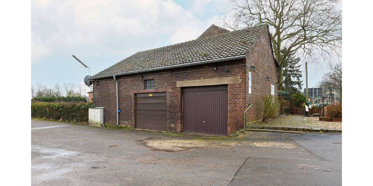 Mehrfamilienhaus, Wohnhaus Moers Kapellen-Mitte - 1 Zimmer, 220 m&sup2;, 699.000&euro; | Angebot:21701253