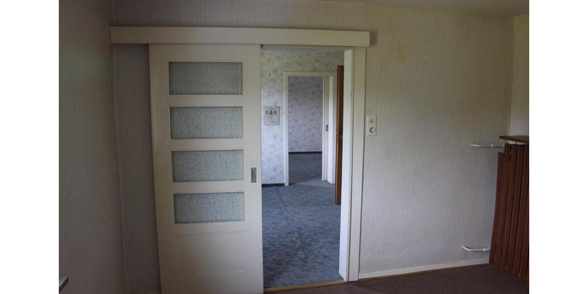 Einfamilienhaus Neunkirchen - 7 Zimmer, 110 m&sup2;, 175.000&euro; | Angebot:26818437