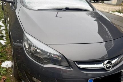 Opel Astra 144.000 km 2.699 &euro; Igensdorf 91338