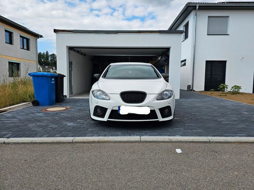 Seat Leon 163.914 km 7.150 € Villingendorf 78667