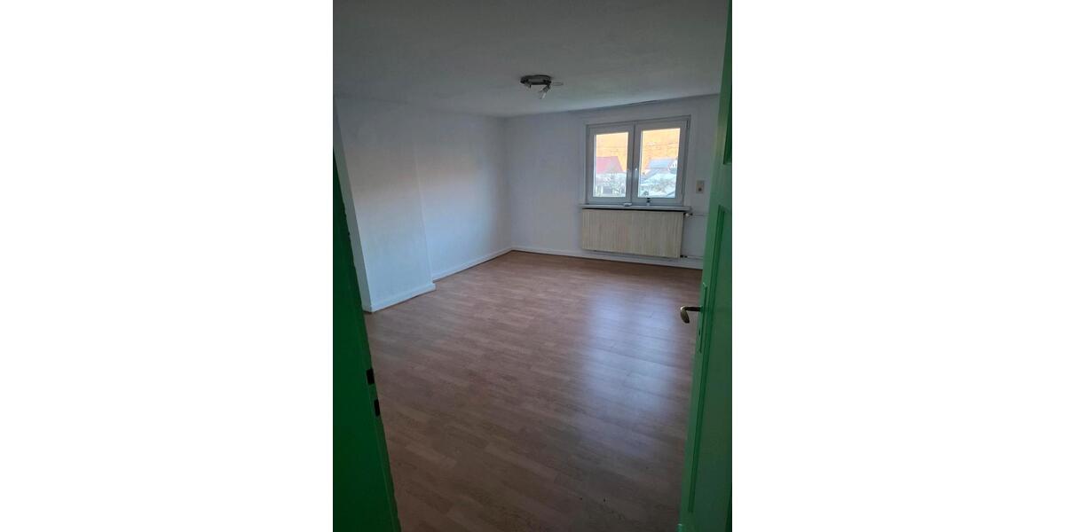 Doppelhaushälfte Hamm (Sieg) - 5 Zimmer, 130 m&sup2;, 1.200&euro; | Angebot:25137358