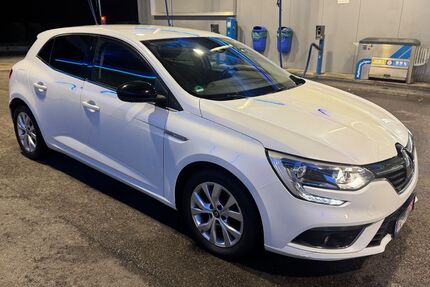 Renault Megane 86.700 km 9.800 &euro; Taufkirchen 82024
