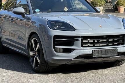 Porsche Cayenne 7.900 km 113.790 € Frechen (bei Köln) 50226