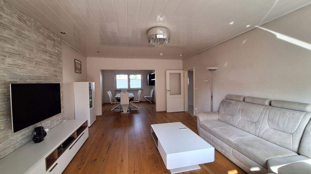 Etagenwohnung Viernheim - 3 Zimmer, 92 m&sup2;, 1.080&euro; | Angebot:25601896