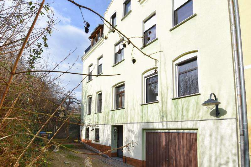 Haus zum Kaufen in Crimmitschau 249.000 € 250.46 m²