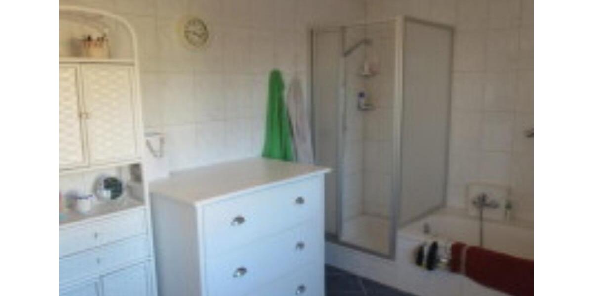 Doppelhaushälfte Trostberg - 7 Zimmer, 160 m&sup2;, 1.250&euro; | Angebot:24728919