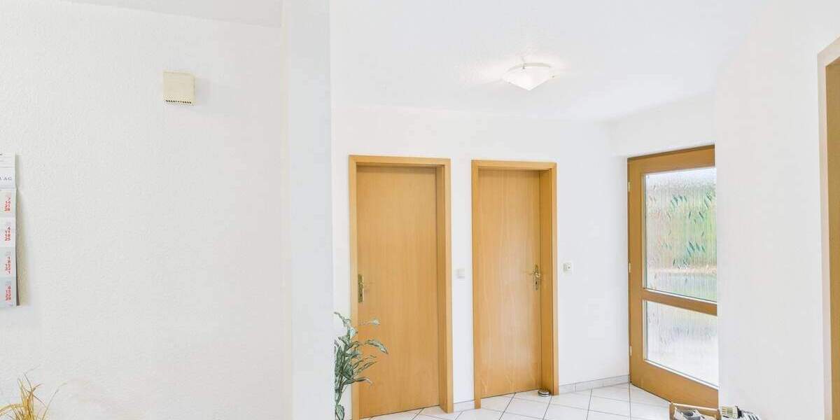 Reihenmittelhaus Bremerhaven Lehe - 6 Zimmer, 175 m&sup2;, 359.000&euro; | Angebot:25699419