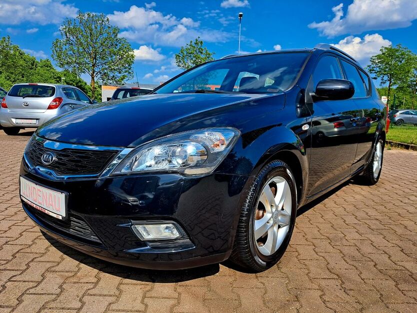 Kia ceed Sportswagon 118.293 km 3.999 € Leipzig 04205