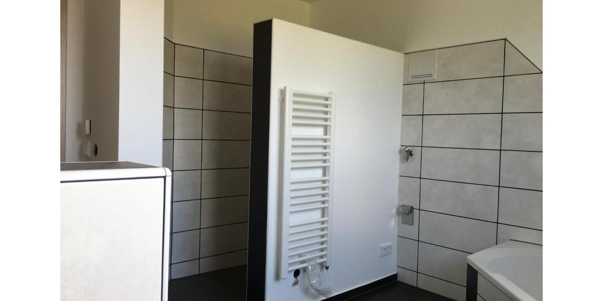 Dachgeschoßwohnung Dürrlauingen - 7 Zimmer, 175 m&sup2;, 1.300&euro; | Angebot:25509717