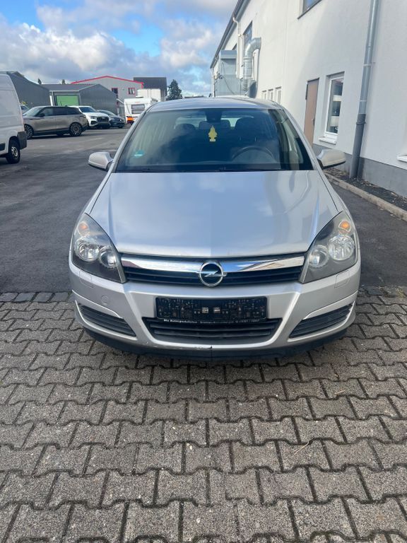 Opel Astra 207.340 km 3.450 € Hanau 63452