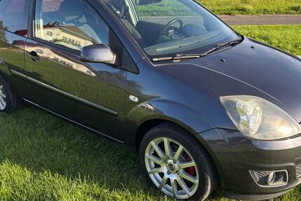 Ford Fiesta 199.500 km 3.200 &euro; Eiterfeld- Unterufhausen 36132