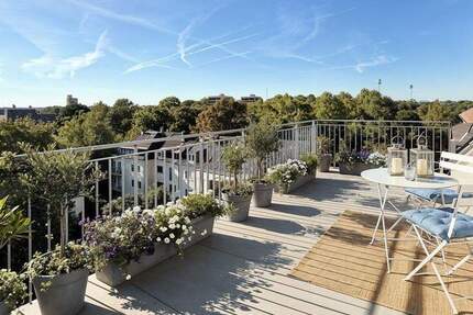 Stilvolle Dachgeschosswohnung im Jugendstil mit sonniger Dachterrasse im Musikerviertel 4 zimmer