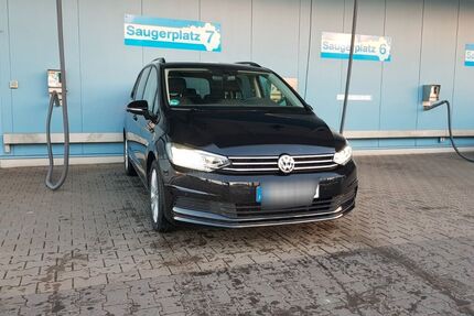 VW Touran 97.000 km 16.999 € Gaimersheim 85080