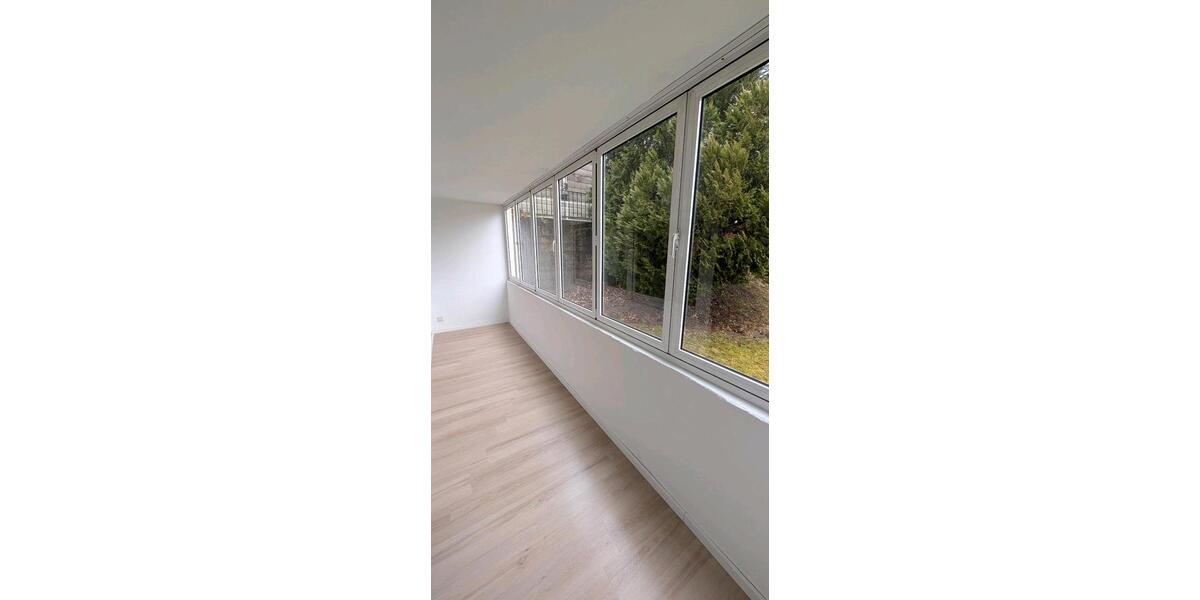 Hochparterre Leonberg - 3 Zimmer, 73 m&sup2;, 300.000&euro; | Angebot:26287981