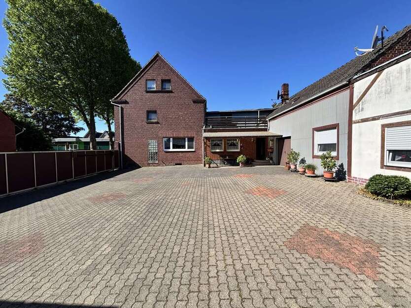 Wohnung zum Kaufen in Grevenbroich 680.000 € 280 m²