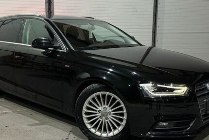 Audi A4 157.580 km 10.977 &euro; Greven 48268