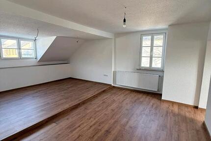 115 m² Altbau-DG-Wohnung Oberlahnstein Zentrum 4 zimmer