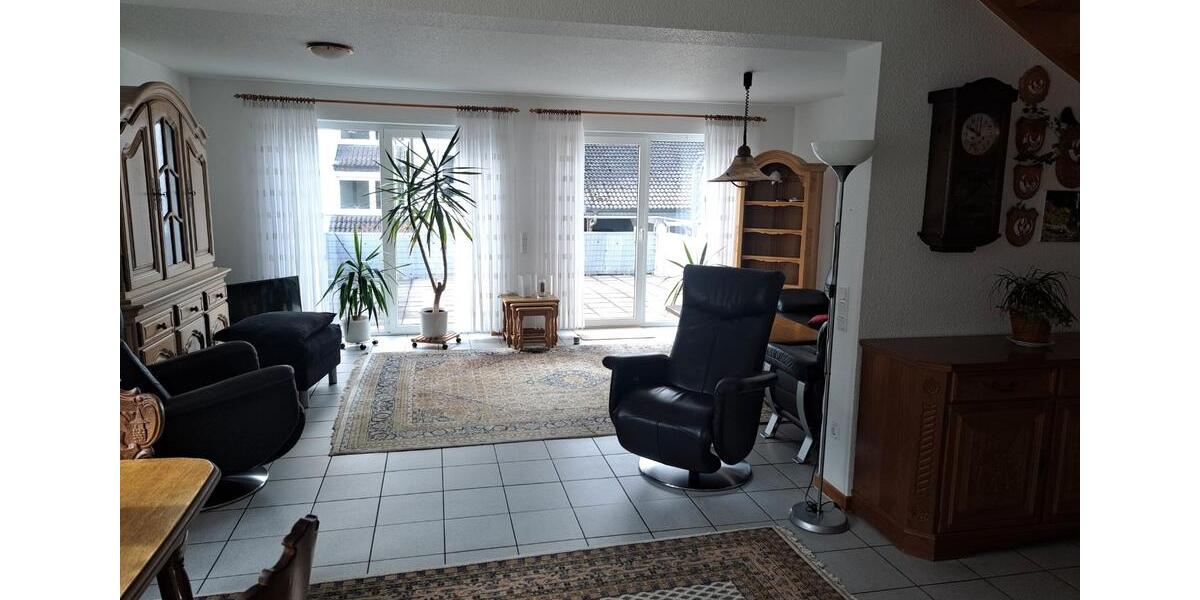 Etagenwohnung Lindlar - 3 Zimmer, 130 m&sup2;, 450.000&euro; | Angebot:26351315