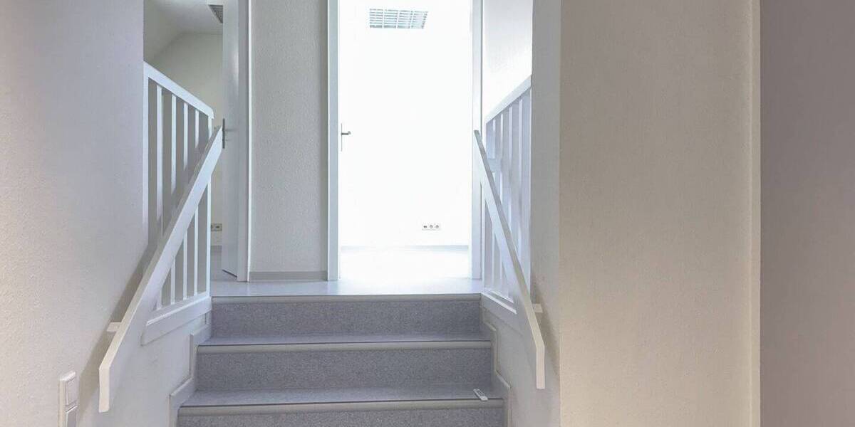 Gewerbeobjekt Lage - 990&euro; | Angebot:26892795