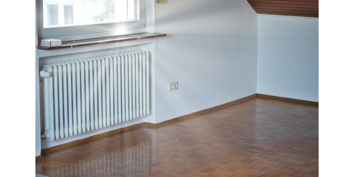 Dachgeschoßwohnung Marburg Marbach - 3 Zimmer, 76 m&sup2;, 876&euro; | Angebot:26295555