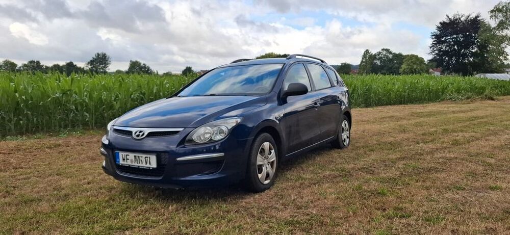 i30