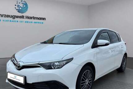 Toyota Auris 77.501 km 9.890 &euro; Andernach 56626