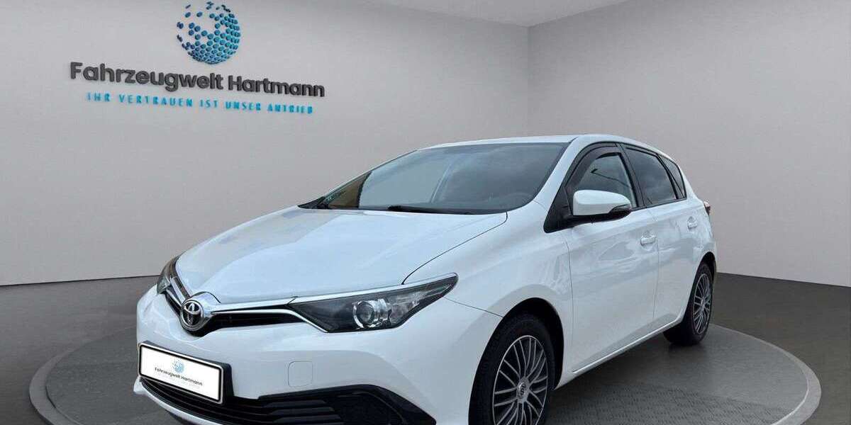 Toyota Auris 77.501 km 9.890 &euro; Andernach 56626