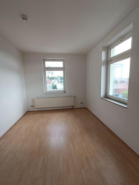 Etagenwohnung Nordhausen - 2 Zimmer, 83 m&sup2;, 99.900&euro; | Angebot:26874816