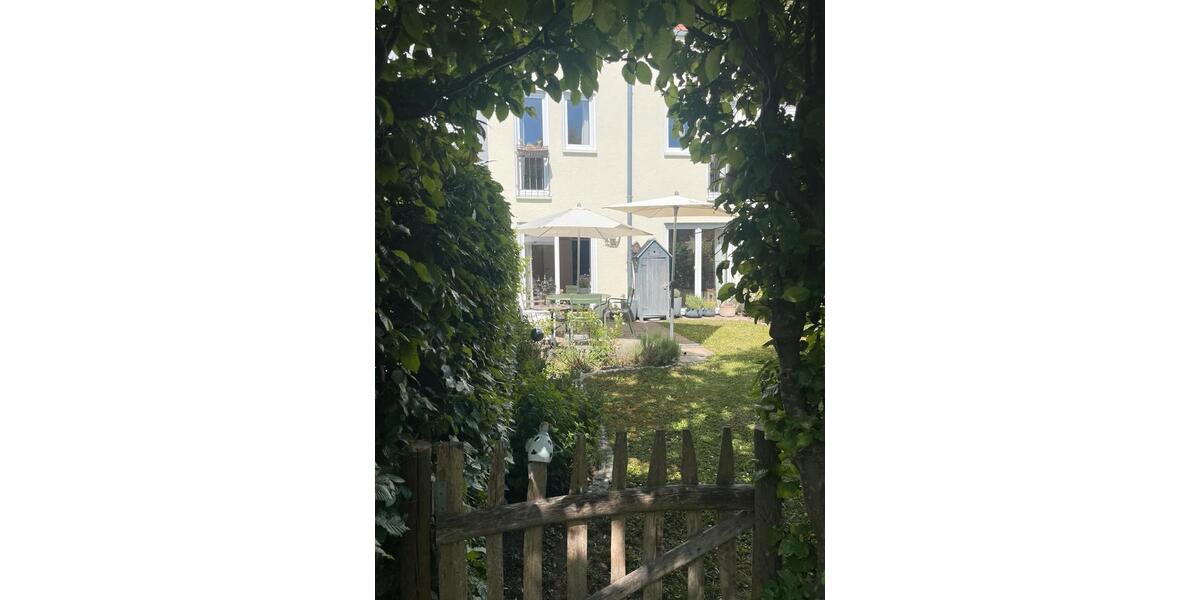 Reihenhaus Singen (Hohentwiel) - 4.5 Zimmer, 142 m&sup2;, 565.000&euro; | Angebot:26727347