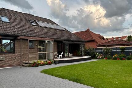 Freistehendes Einfamilienhaus mit Einliegerwohnung-Wolfenbüttel zimmer