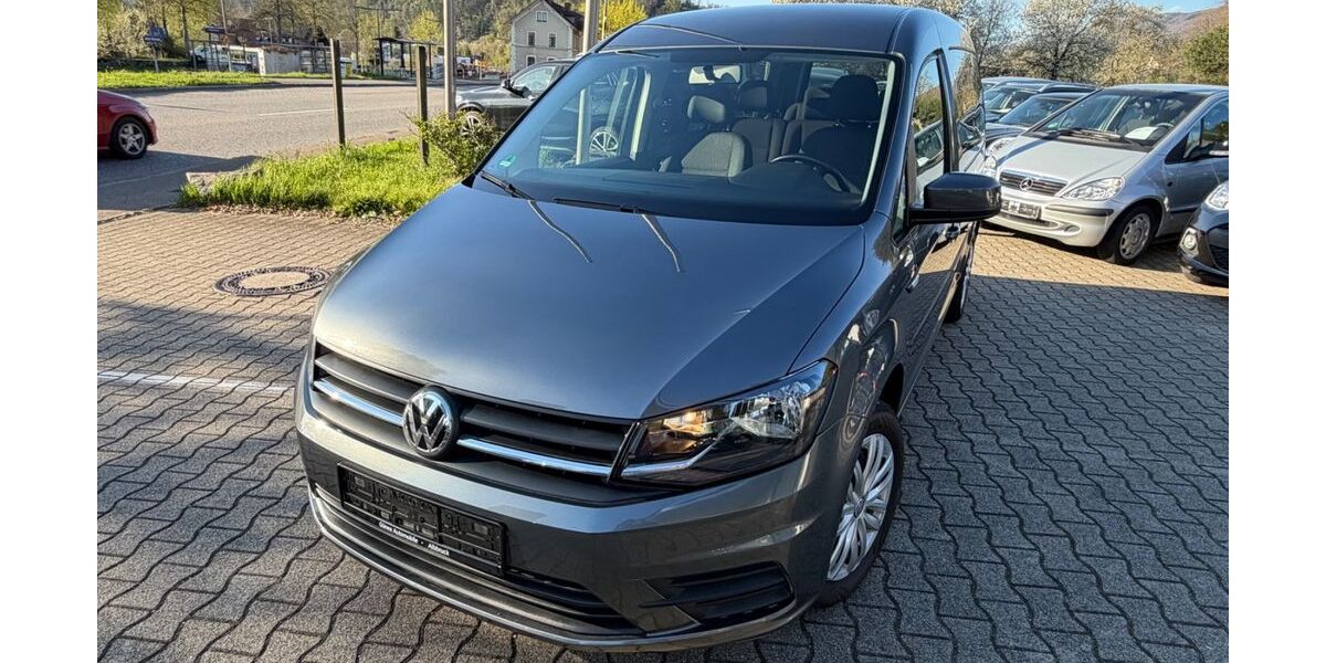 VW Caddy 93.000 km 22.900 &euro; Wehr 79664