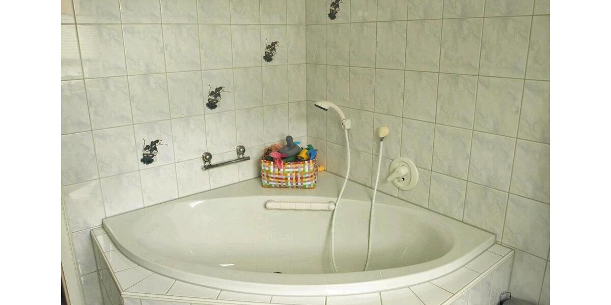 Doppelhaushälfte Bayreuth Bernecker Straße / Insel / Riedelsberg - 6 Zimmer, 145 m&sup2;, 1.500&euro; | Angebot:26338337