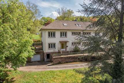 Haus Baden-Baden Baden - 8 Zimmer, 250 m&sup2;, 1.180.000&euro; | Angebot:26558136