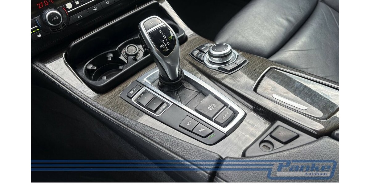 BMW 525 d*Soft-Close*HUD*Navi*R-Cam*Pano/Schieb* 171.096 km 11.990 &euro; Berlin 13187