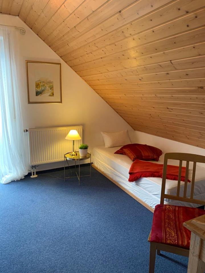 Doppelhaushälfte zu vermieten in Hilpoltstein zimmer