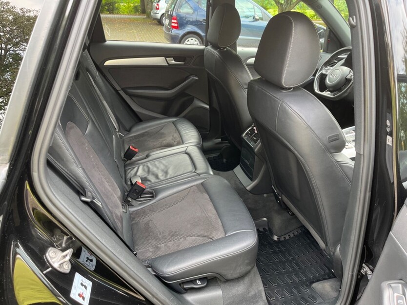 Audi Q5 158.000 km 23.000 € Bonn 53111