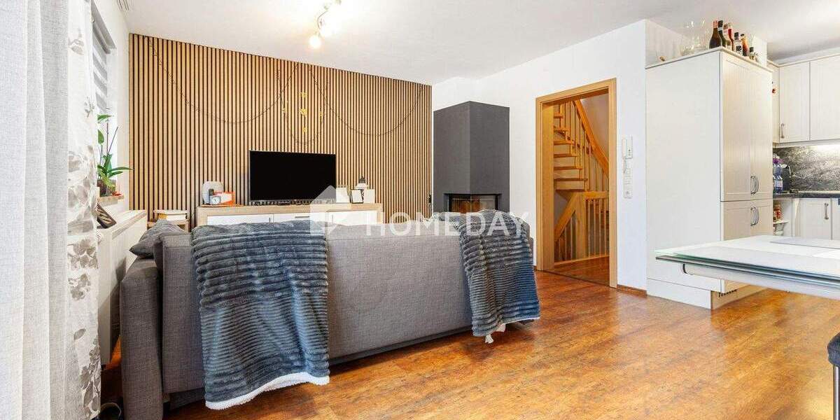 Doppelhaushälfte Erlangen Büchenbach - 8 Zimmer, 111 m&sup2;, 735.000&euro; | Angebot:25319612