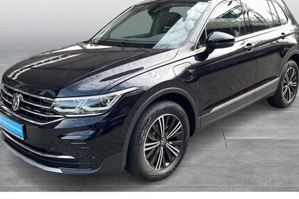 VW Tiguan 54.300 km 28.950 &euro; Siegen 57076