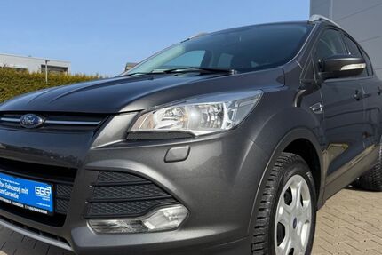 Ford Kuga 113.818 km 9.499 &euro; korbach 34497