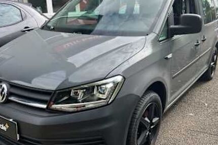 VW Caddy 177.387 km 9.760 &euro; Korbach 34497