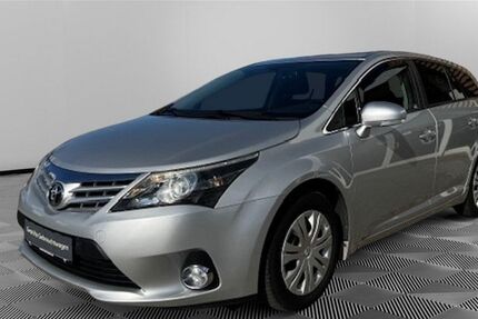 Toyota Avensis 77.650 km 12.990 &euro; Greifswald 17489