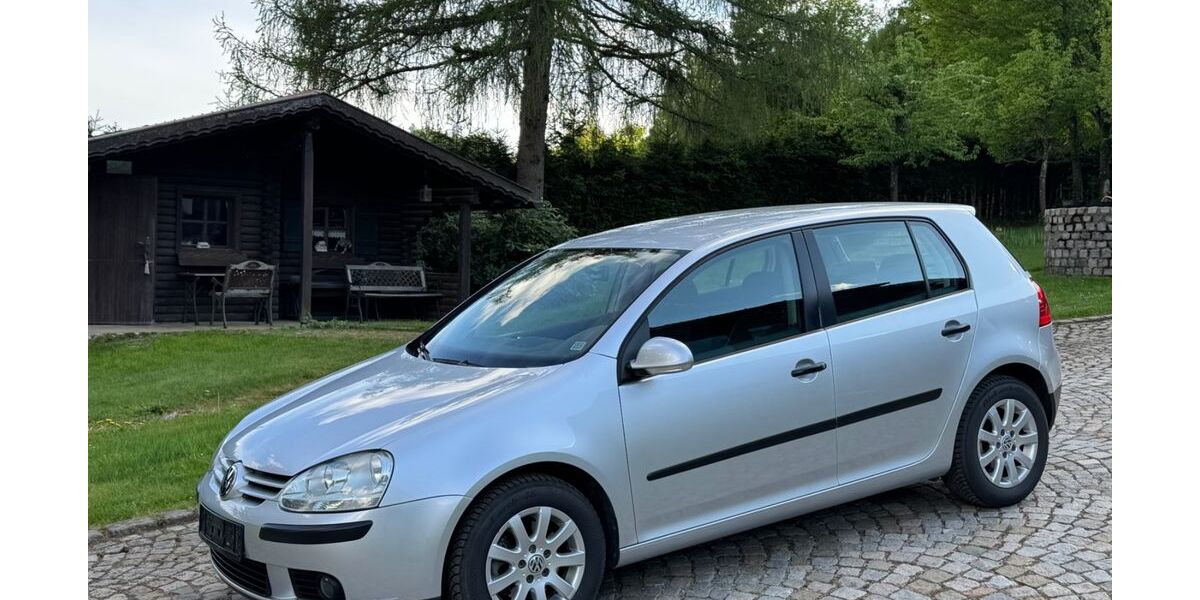 VW Golf 153.500 km 6.750 &euro; Neureichenau 94089